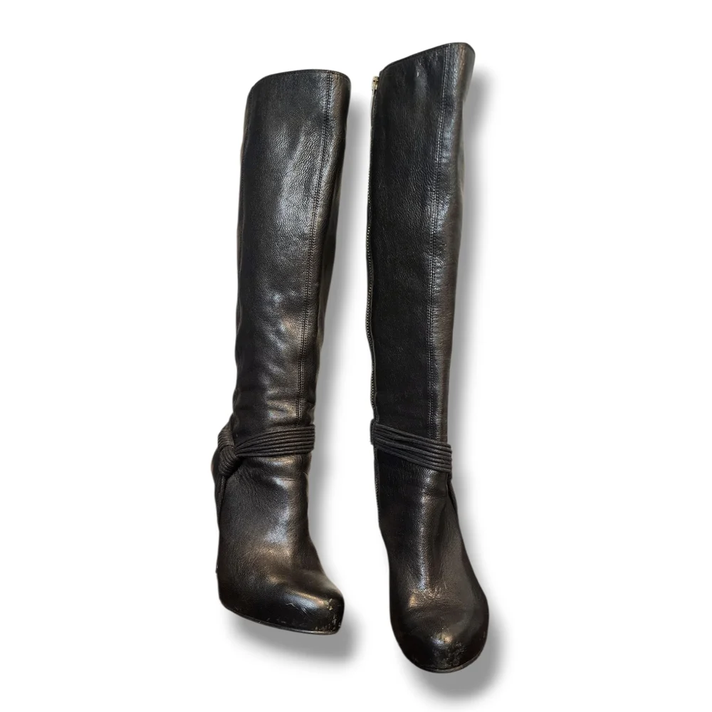🖤2000's Black Leather Knee-High Boots - Picture 5 of 9